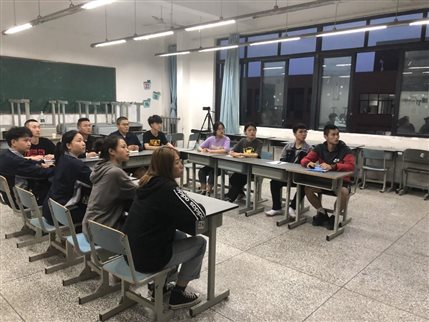 学生工作支部班会-4